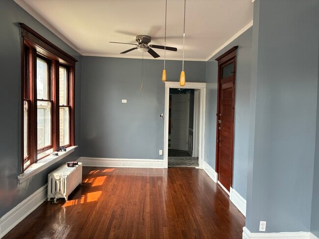 Building Photo - 5524 S Paulina St