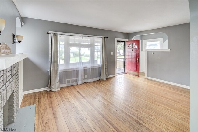 Building Photo - 3727 W 130th St