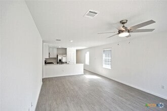 Building Photo - 429 Payton Pl