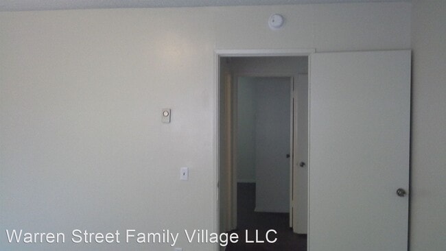 Building Photo - 505 W Grand Blvd