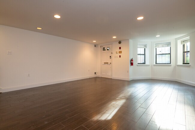 Foto del edificio - 1614 15th St NW