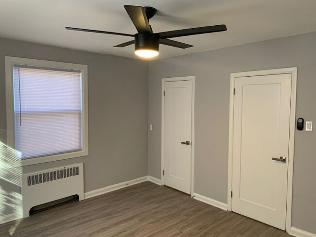 Foto del edificio - 6644 N 8th St