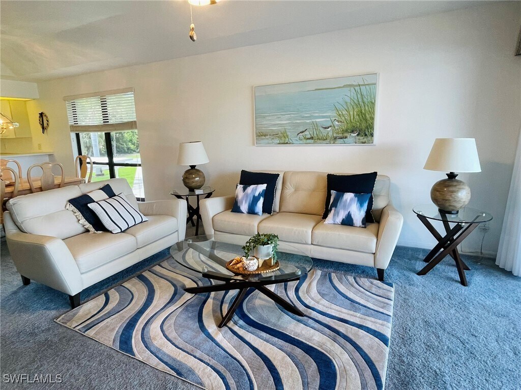 Foto principal - 4410 Chantelle Dr