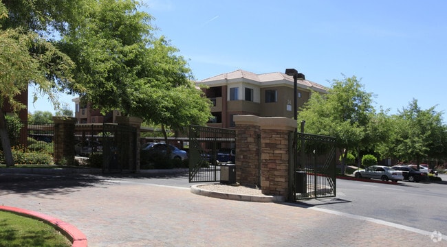Courtney Village Apartments - SolVida Central