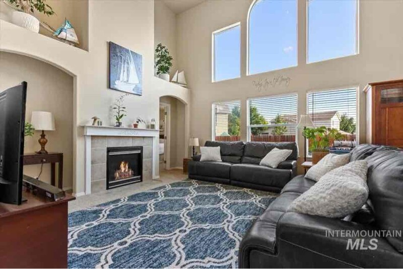 Foto principal - 901 Shire St