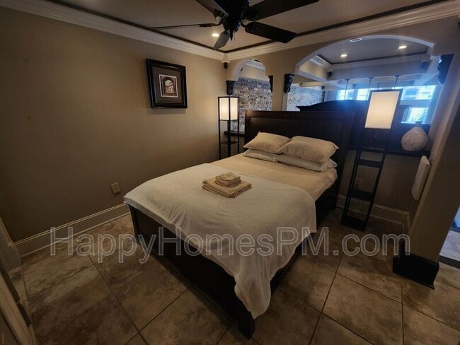 Foto del edificio - 350 King St