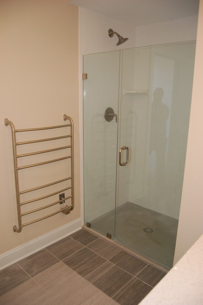 422 Broadway Apartments in Saratoga Springs, NY