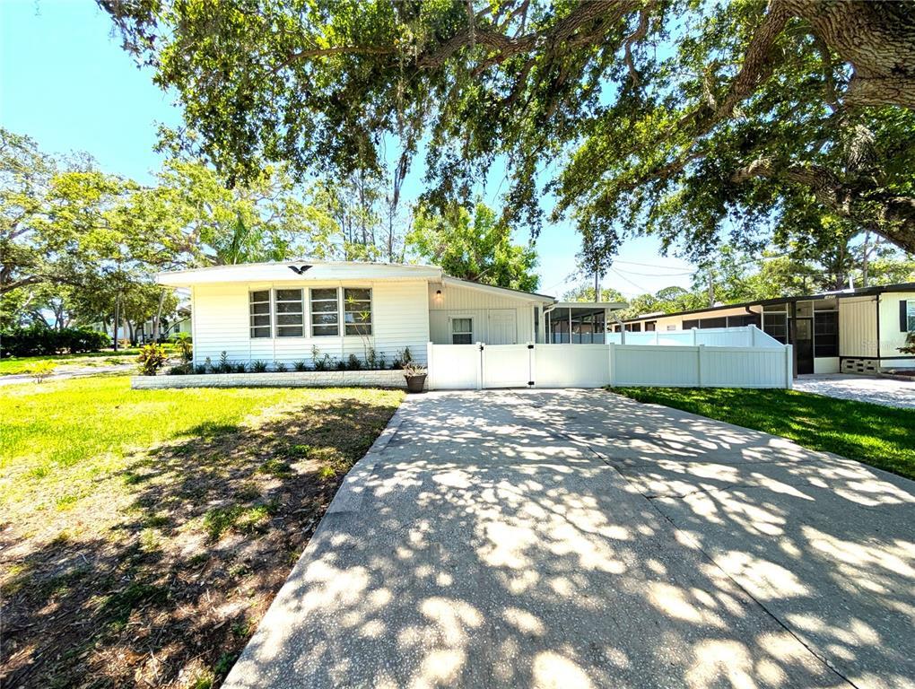 Foto principal - 12596 143rd St