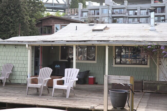 Foto del edificio - 3101 Fairview Ave E