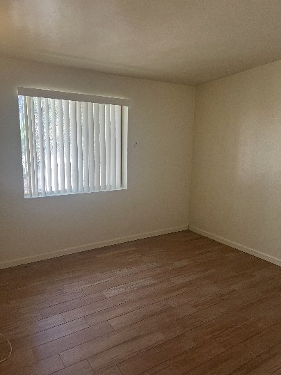 Foto del edificio - 5734 E 35th St