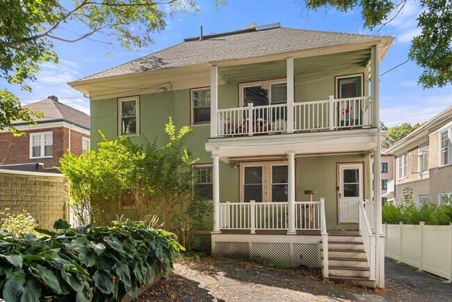 Building Photo - 146 Homestead St