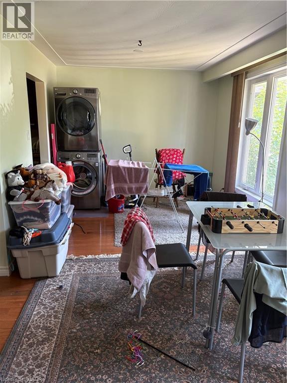 Building Photo - 417 Quigley Rd