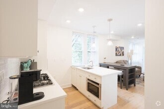 Building Photo - 2869 28th St NW