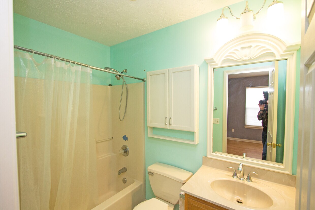 Foto principal - 2321 Winterset Dr