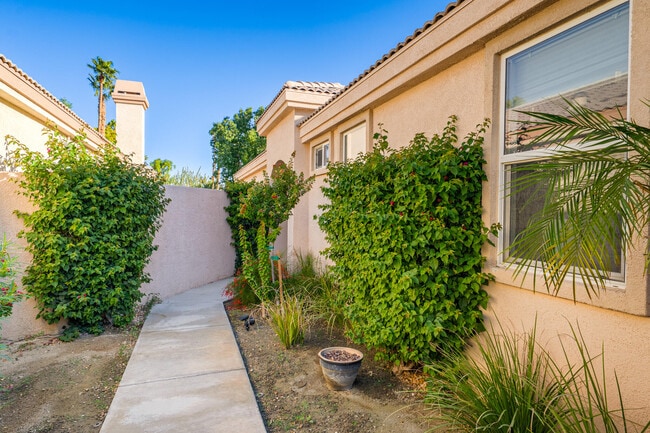 Building Photo - 67636 S Natoma Dr