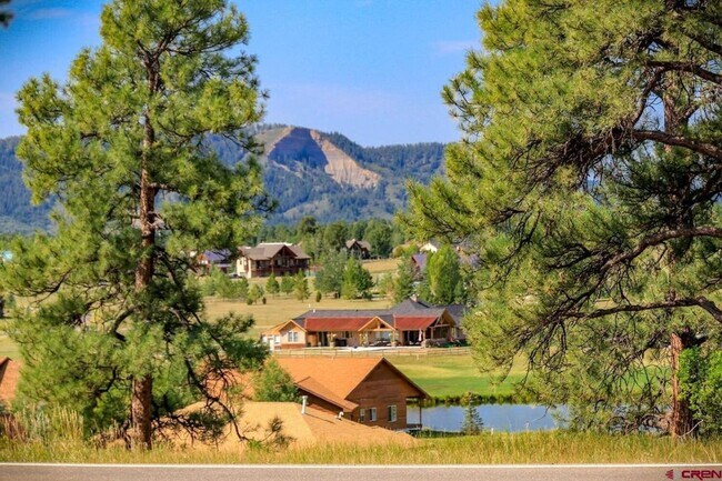 Foto del edificio - 3 Bedroom  2 Bath Home w/ Detached Garage ...