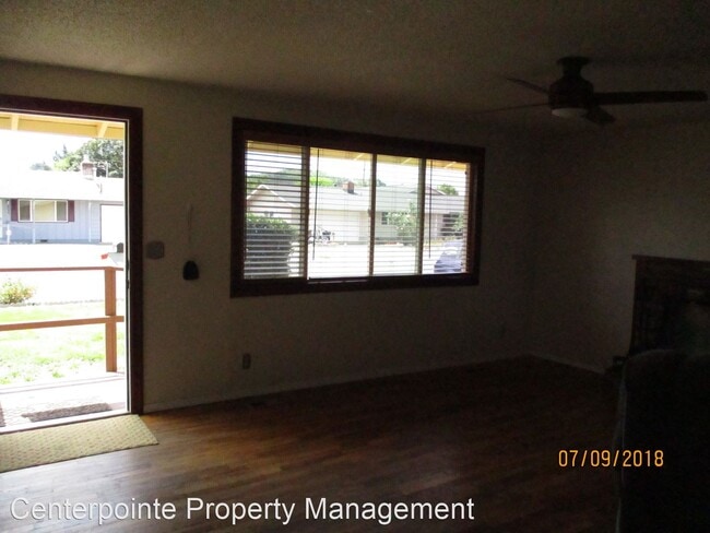 Building Photo - 3 br, 1 bath House - 2036 Burdette Dr.