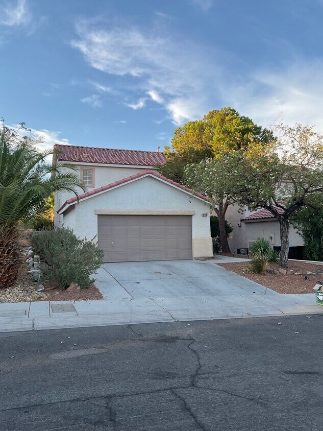 Foto principal - Great 1 story home, 3brs, 2bth, 2cg