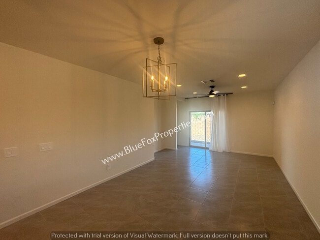 Building Photo - 4864 E Julian Wash Dr