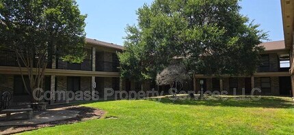 Building Photo - 1214 Baylor Ave