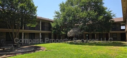 Building Photo - 1214 Baylor Ave