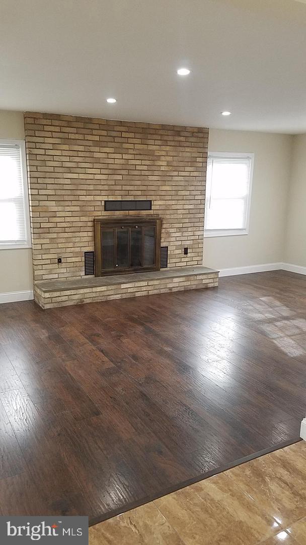 Building Photo - 2803 Farris Ln