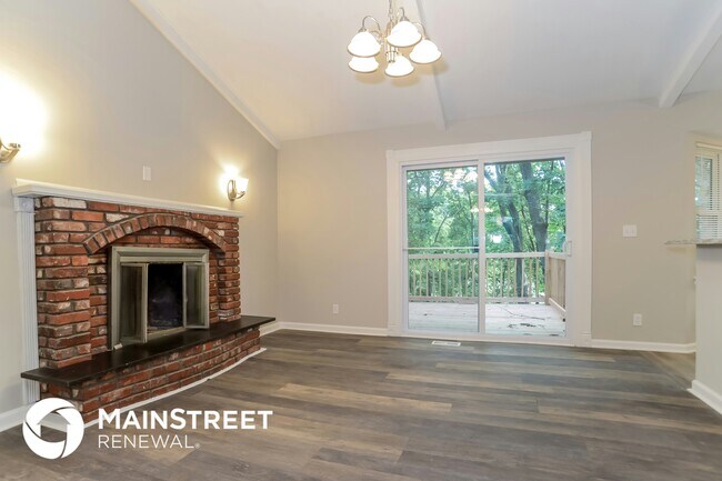 Foto del edificio - 7740 N Grand Ave