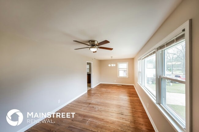 Foto del edificio - 2117 Longview Dr