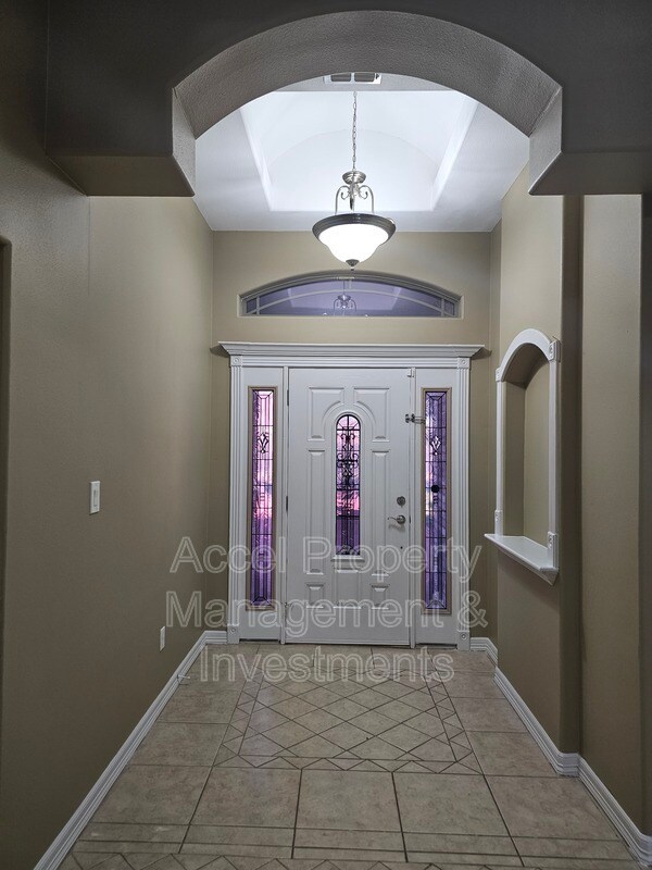 Foto del edificio - 5600 N Ebony St