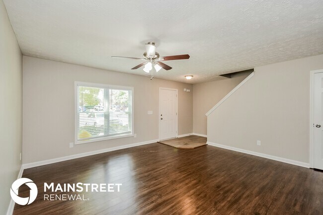 Foto del edificio - 3805 Waldrop Ln