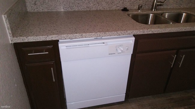 Foto del edificio - 2 br, 2 bath Condo - 2833 West Avenue K12 232