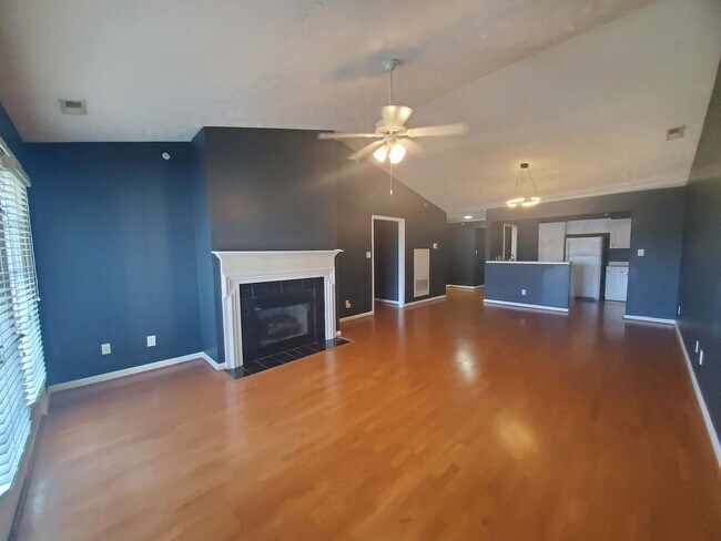 Foto del edificio - 3330-11 Harbour Pointe ~ Harbour Pointe