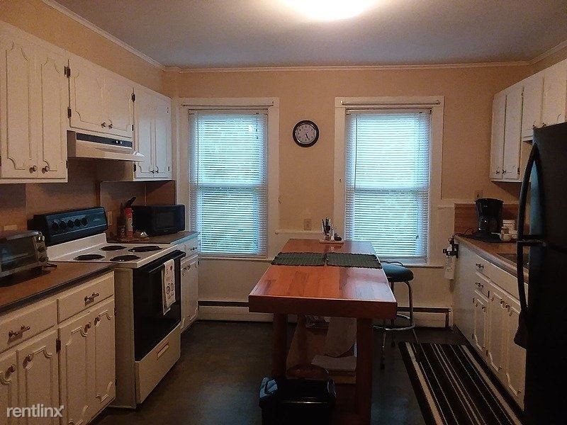 Primary Photo - 2 br, 1 bath Apartment - 98 Roath Street 98
