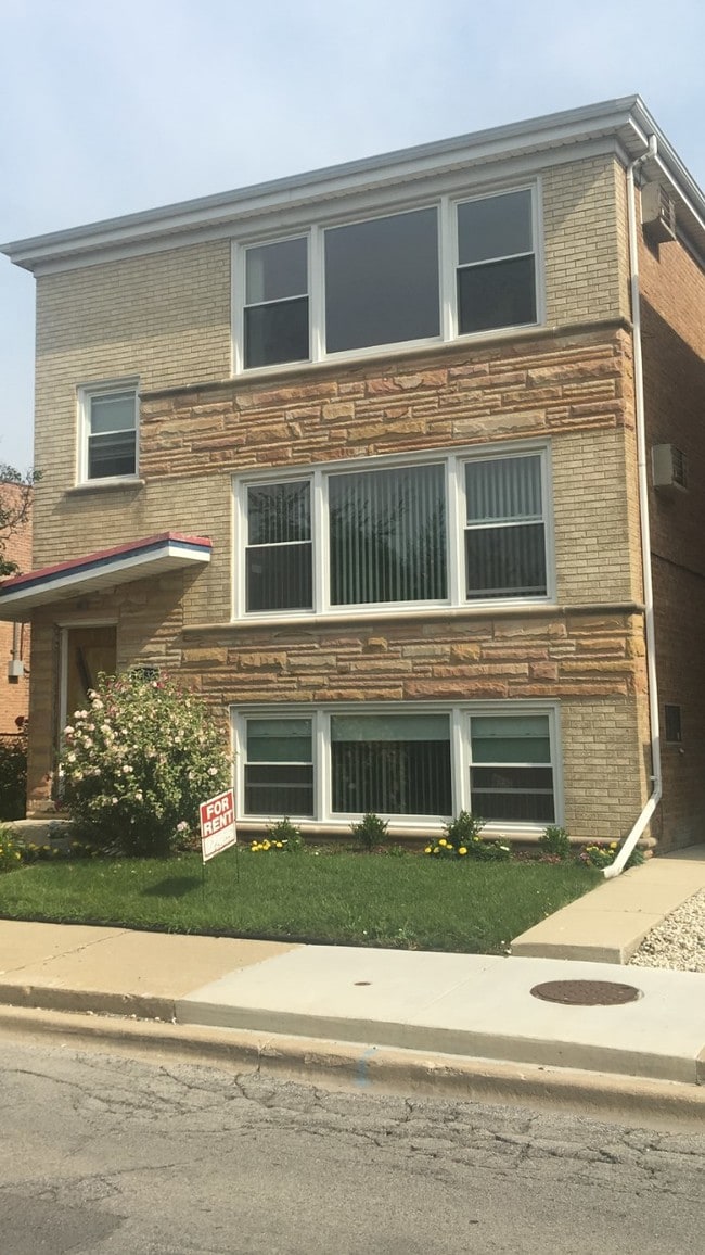 Building Photo - 6432 W Gunnison St