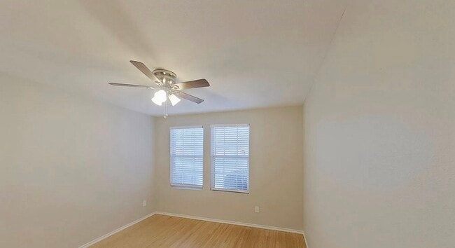 Foto del edificio - A Place to Settle In: Inviting 5-Bedroom Family Home