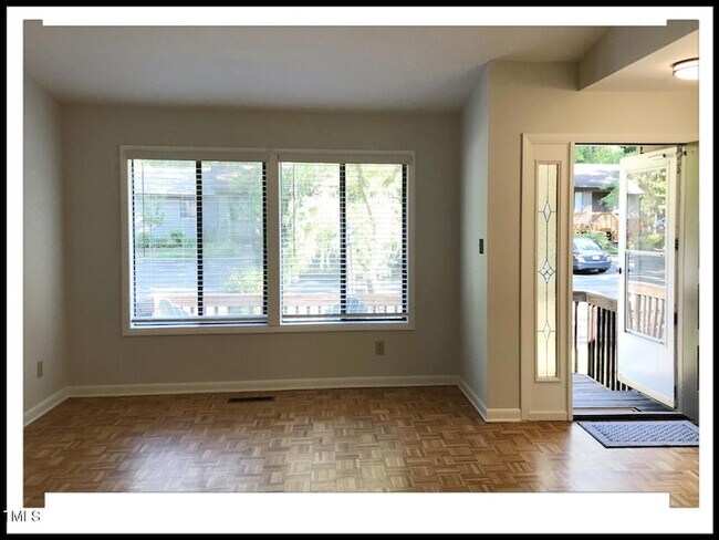 Foto del edificio - 502 W Poplar Ave