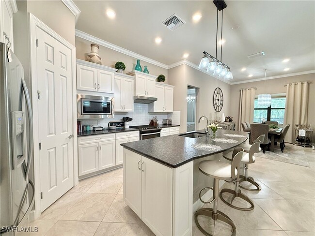 Building Photo - 9432 Purple Martin Ct