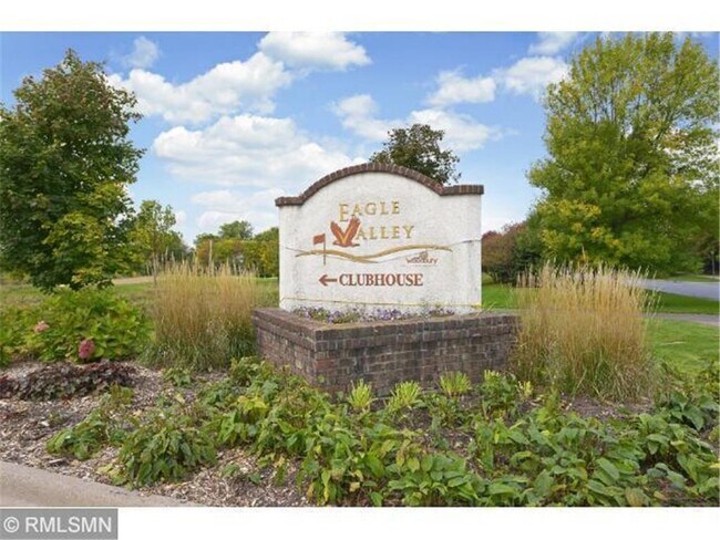 Foto del edificio - 2392 Eagle Trace Ln