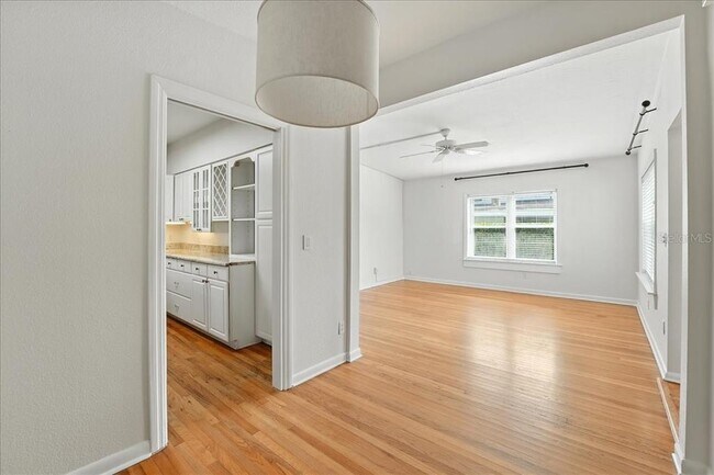 Foto del edificio - 1641 Chestnut Ave