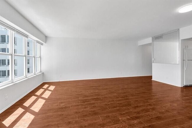 Foto del edificio - 3700 Galt Ocean Dr
