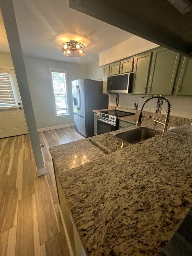 Foto del edificio - 11359 Stratton Park Dr