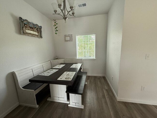 Foto del edificio - 14700 E 104th Ave