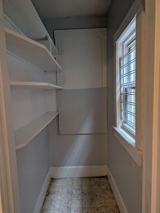 Photo - 185 Lowell St Apartment