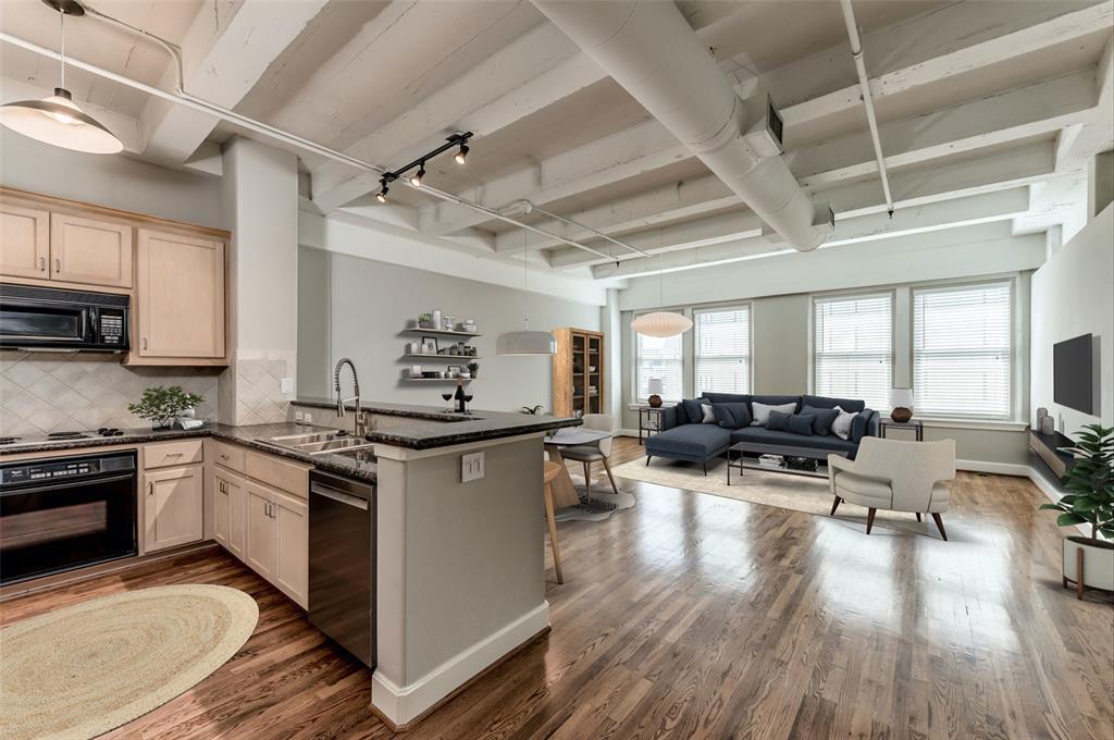 Foto principal - 1120 Texas St