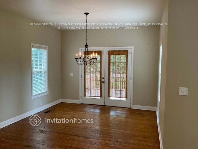 Foto del edificio - 573 Alexander Farms View SW