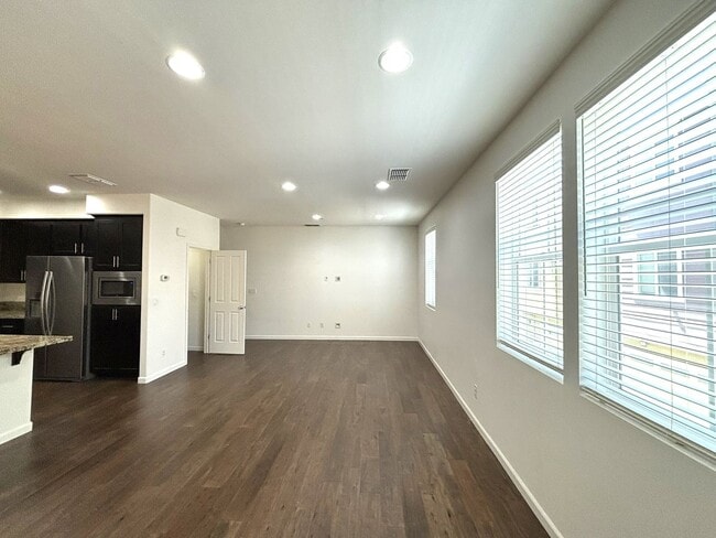 Foto del edificio - Charming 3-bedroom, 2.5-bathroom home loca...