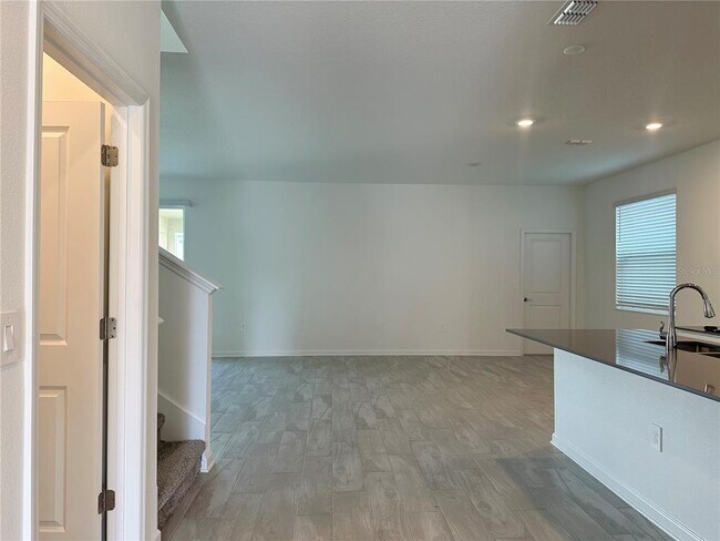 Building Photo - 6413 Sprucepine Ln