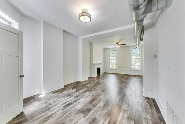 Foto del edificio - 1041 W Taylor St