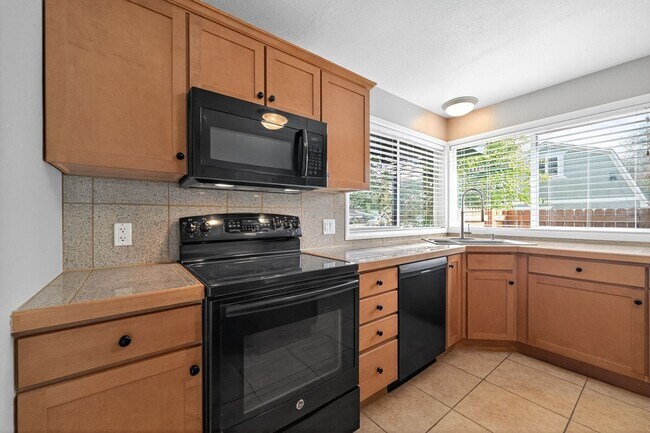 Foto del edificio - Charming 2BR House in Erie