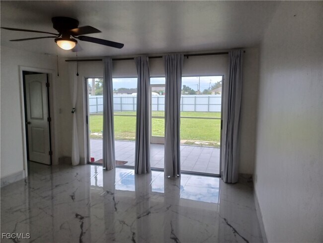 Foto del edificio - 1102 SW 15th Terrace